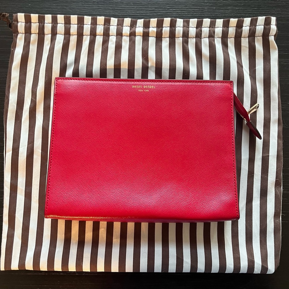 Henri Bendel Clutch